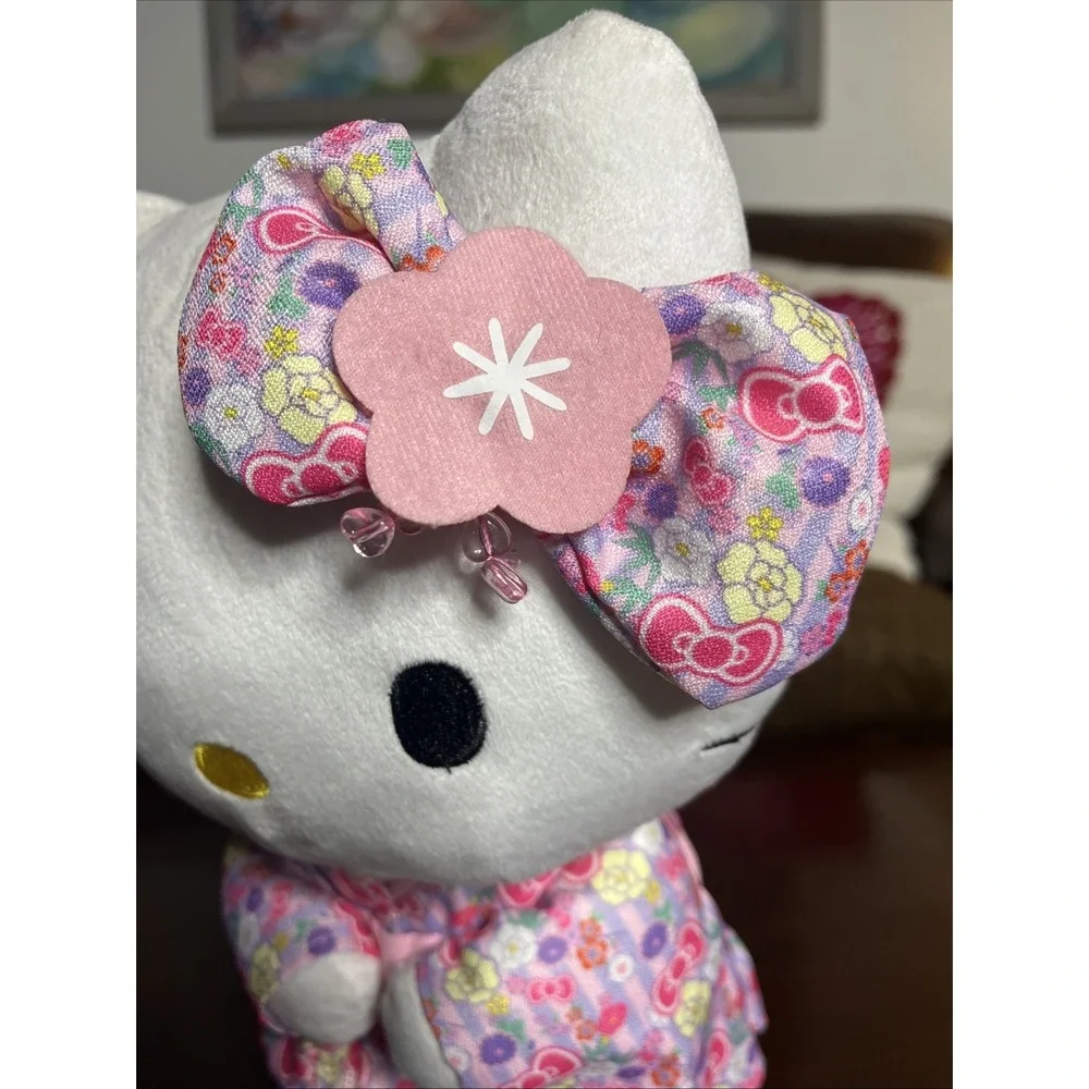 Hello Kitty Authentic Sanrio 2014 11